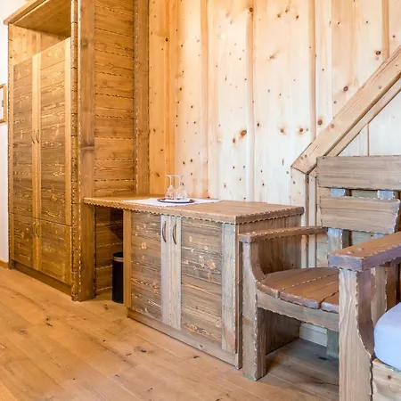 Πανσιόν Salas Syrex