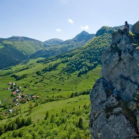 Salas Syrex Zázrivá