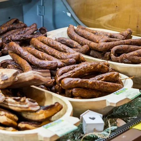 Πανσιόν Salas Syrex 3*