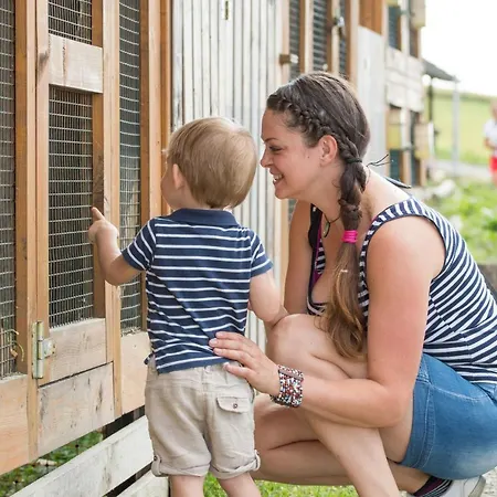 Salas Syrex Pensjonat Zázrivá